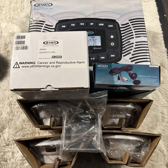 JENSEN Marine Entertainment System AM/FM Bluetooth with 4 Speakers JMS4SPKG NOB - Picture 2 of 8